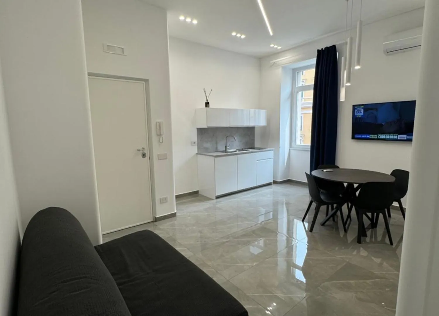 Matera'S Home Napoli Apartments Italy