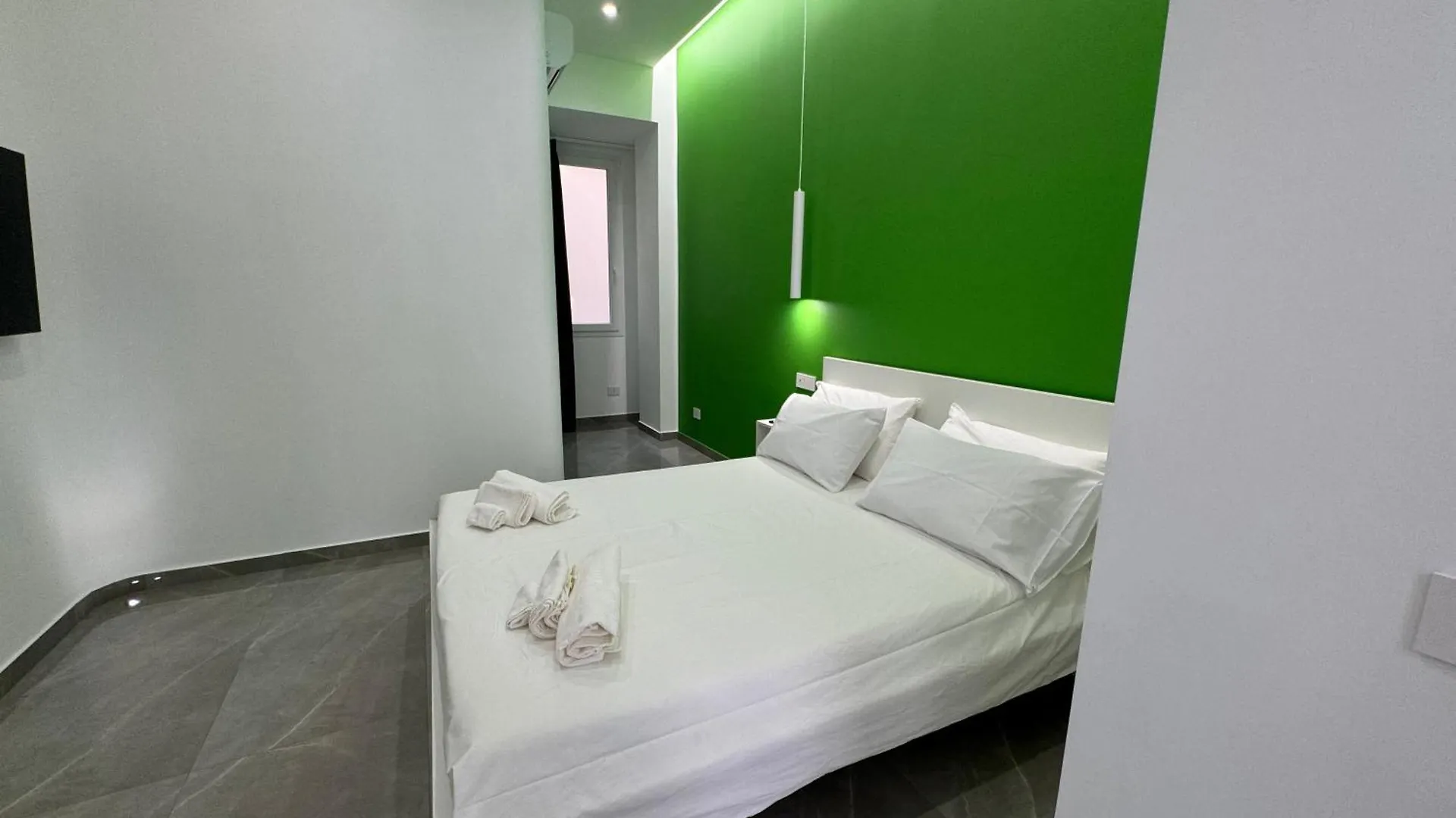 Matera'S Home Napoli Apartments  Neapol